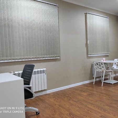 טשקנט 1-Bedroom Apartment In The Very City Center מראה חיצוני תמונה