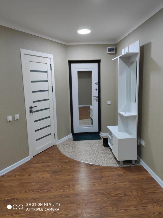טשקנט 1-Bedroom Apartment In The Very City Center מראה חיצוני תמונה